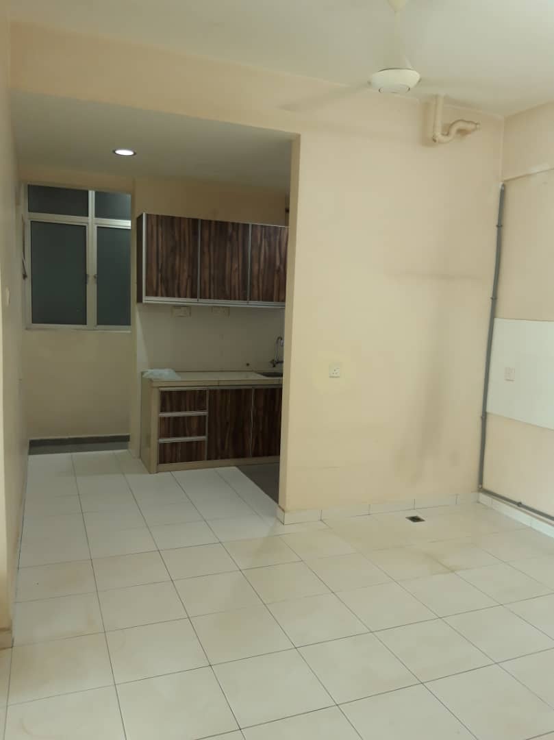Golden Triangle, Low Floor, 1165sf - photo 2