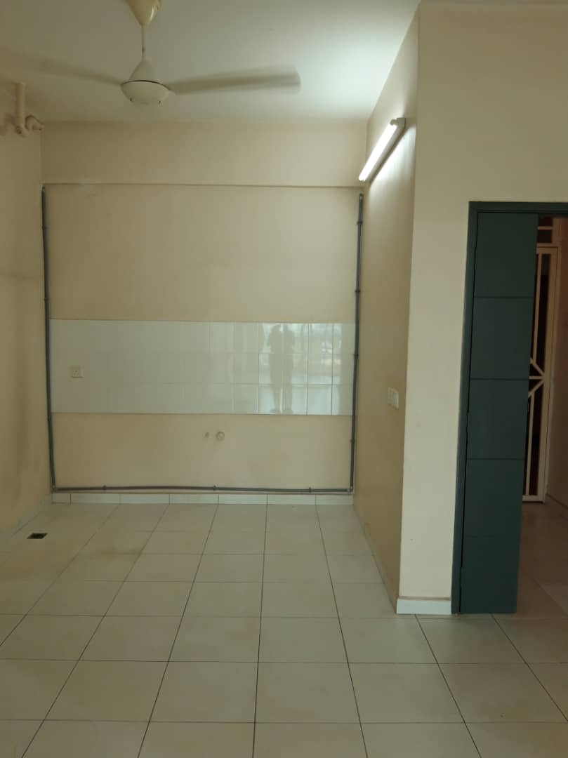 Golden Triangle, Low Floor, 1165sf - photo 11
