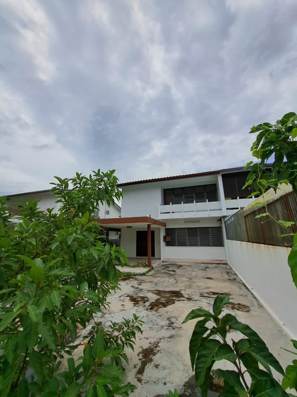 Halaman York 2 Storey Semi D - photo 2