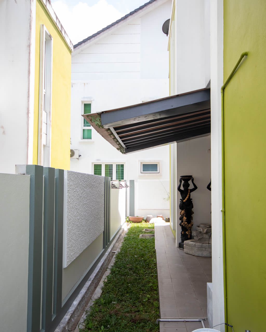Semi Detached Teluk Bahang, Freehold - photo 3