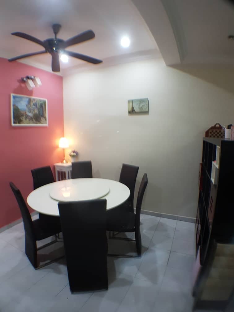 Lorong Sungai Batu, 1400sf at Teluk Kumbar - photo 3