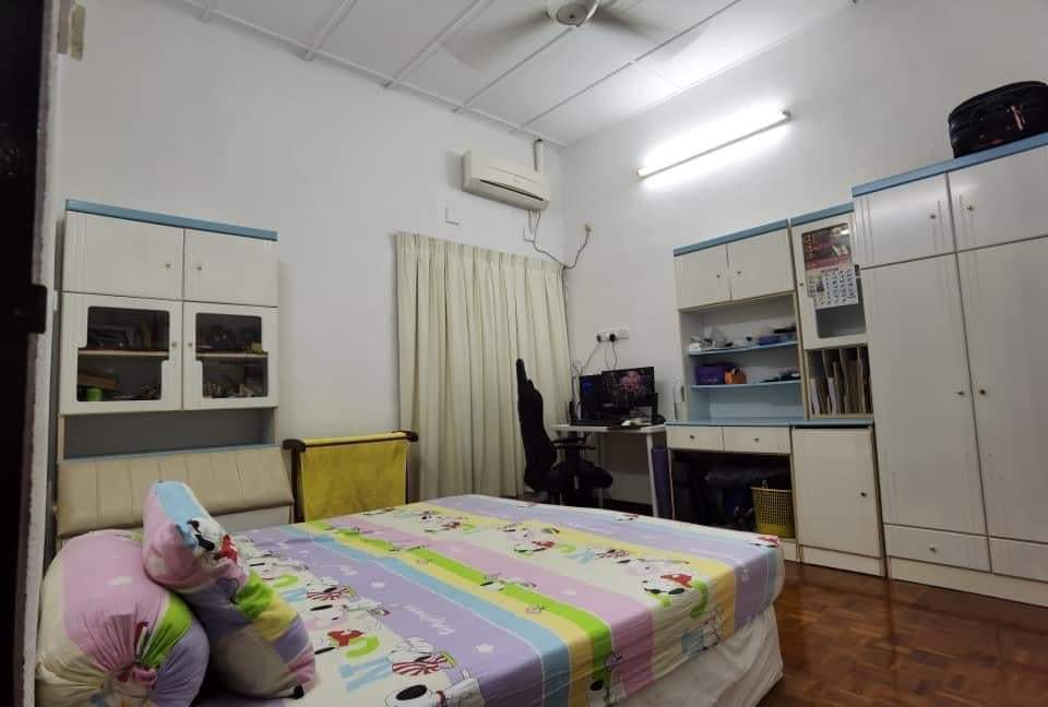 2 Storey Terrace, FreeHold, Jelutong - photo 11