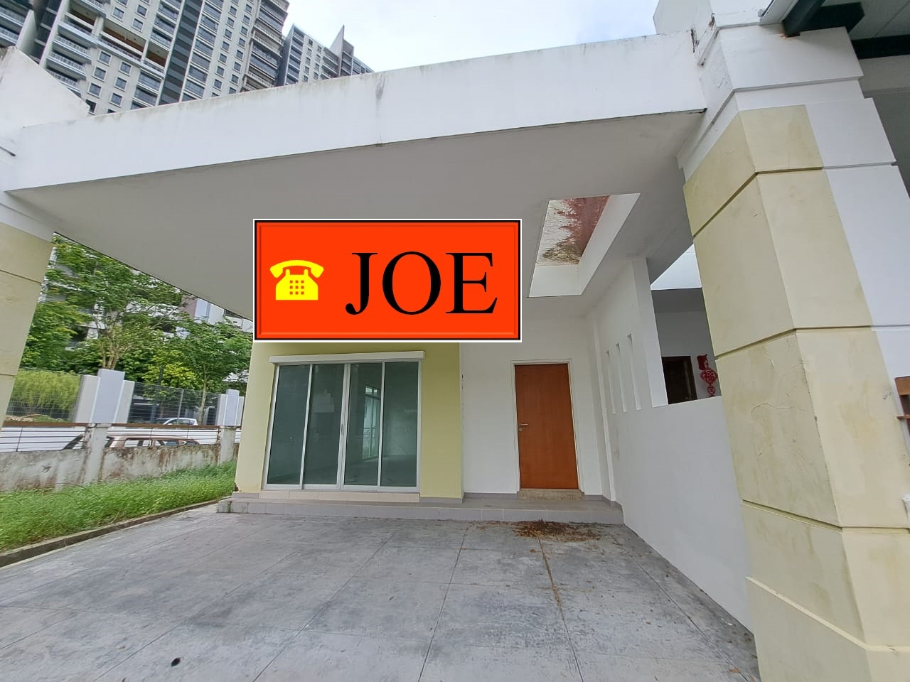 Setia Vista, Corner