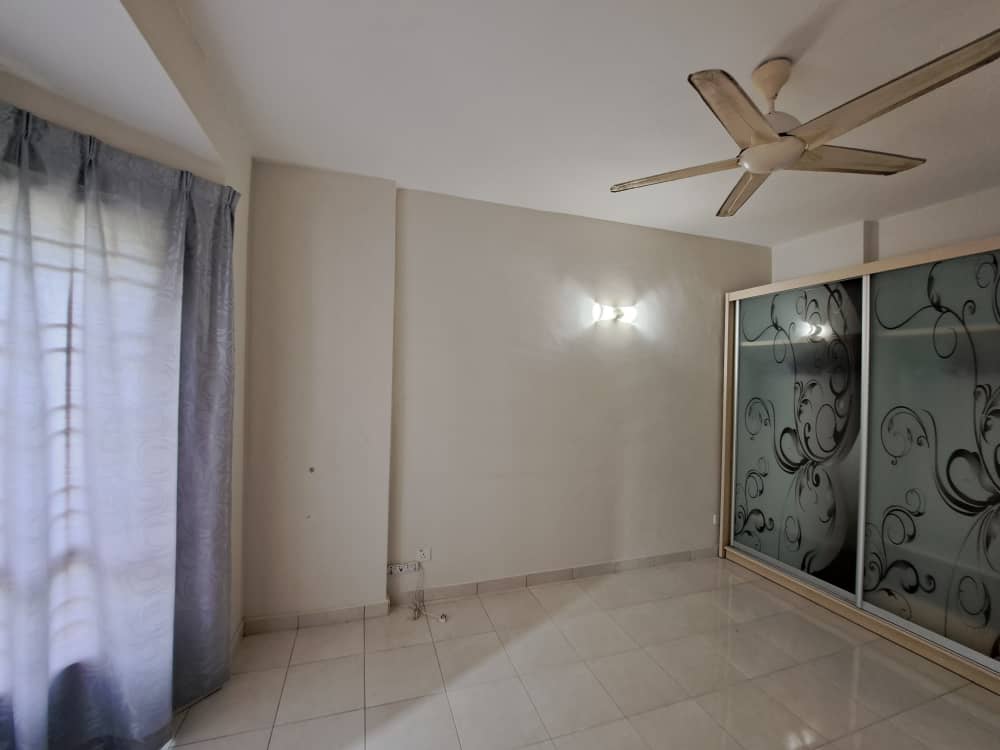 Regency Height Condo - photo 6