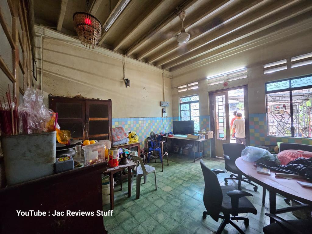 Double Storey Terrace at Jalan Khaw Sim Bee - photo 9