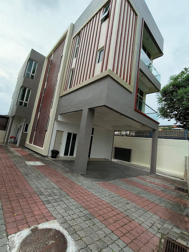 Bukit Dumbar Semi D, 3600sf - photo 6