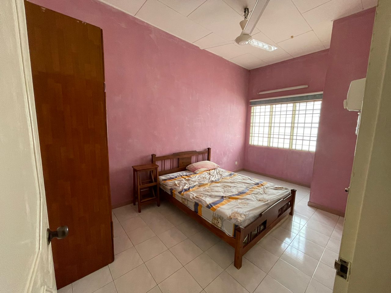 Sungai Batu Terrace 2 Storey - photo 2