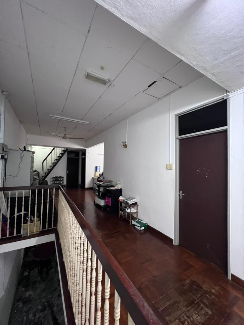 Taman Kampar Terrace Corner - photo 2