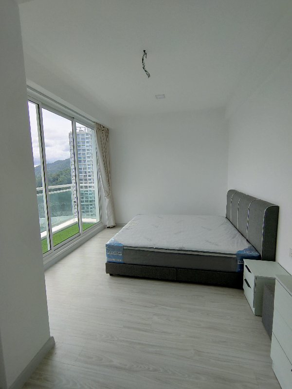 Skyridge Garden Block A - photo 2