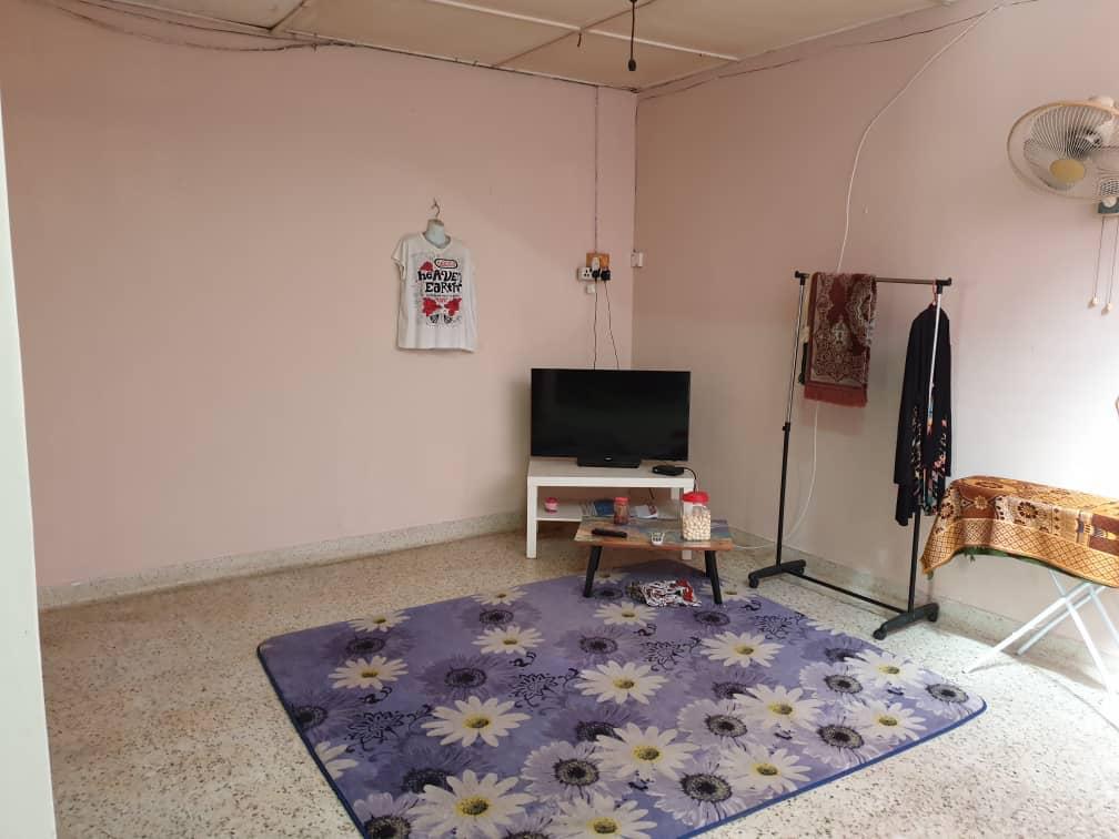 Merlimau Freehold Bumi Rumah Teres Satu Tingkat - photo 2