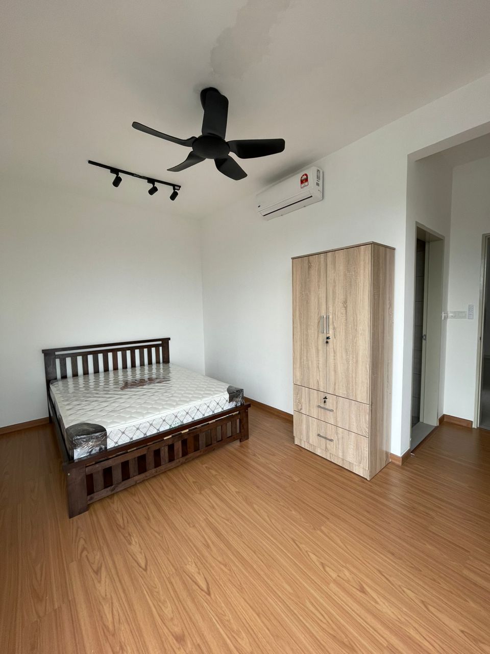 216 Residence - photo 5