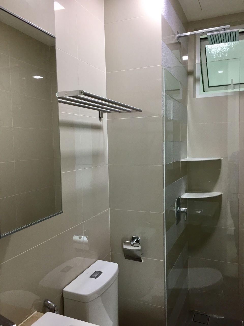 Southbank Rm530k PF 3r 953sf - photo 4
