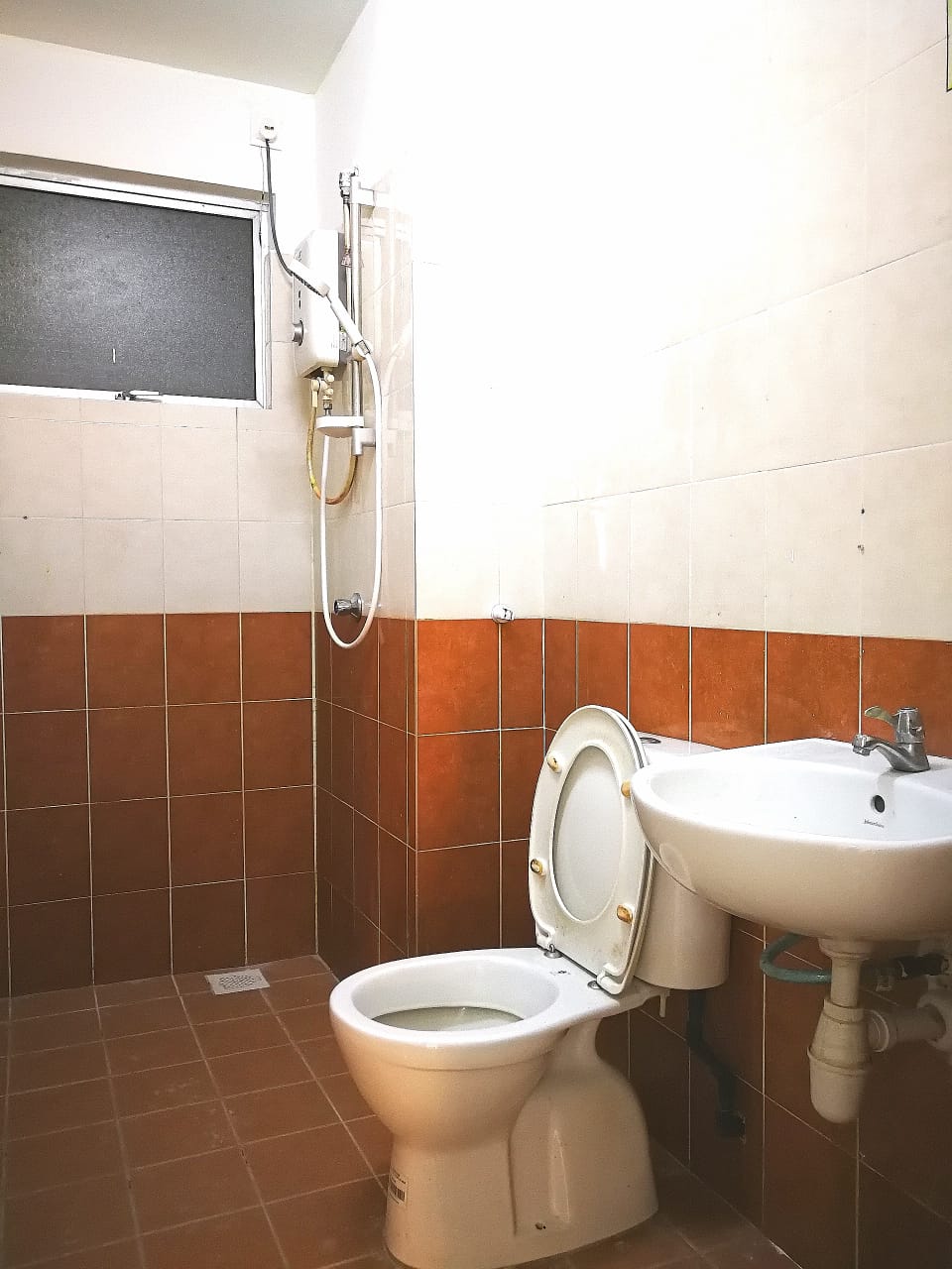 Rent Pearl Avenue Rm1300 - photo 2