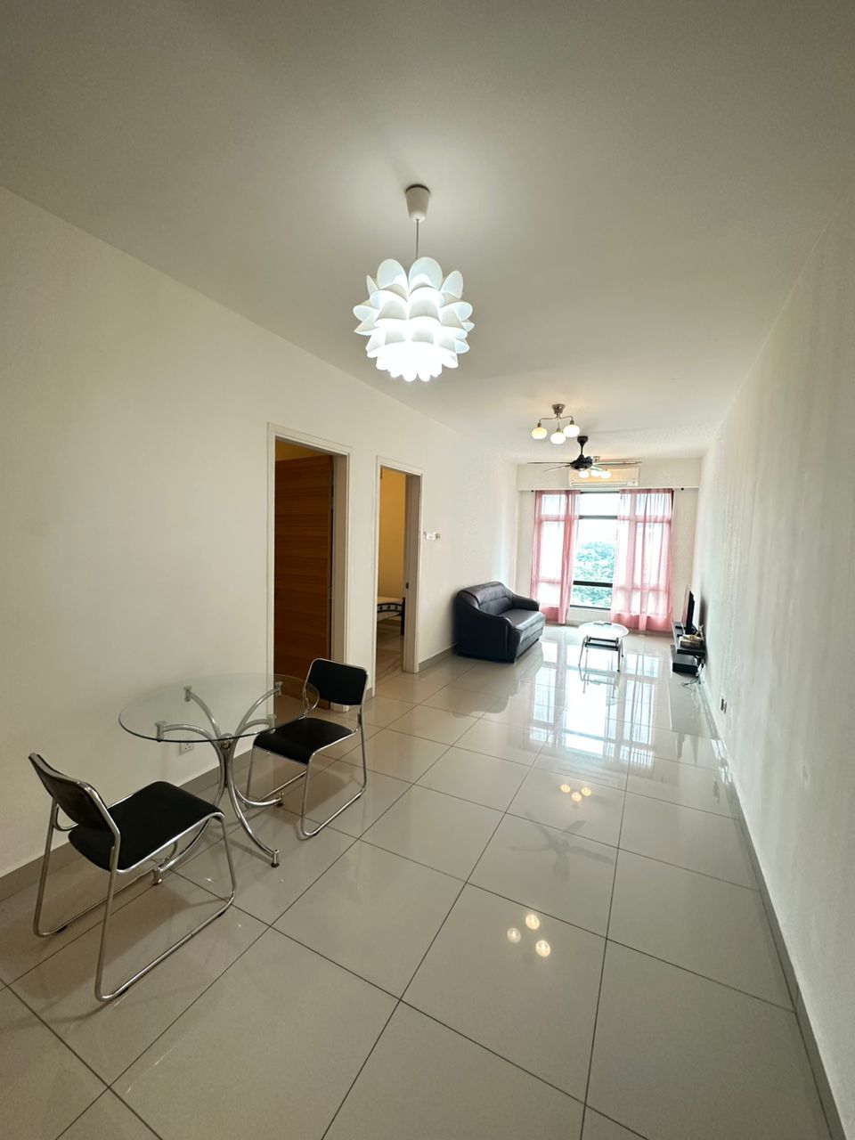 xxx Rent Pearl Suria Rm2000 - photo 3