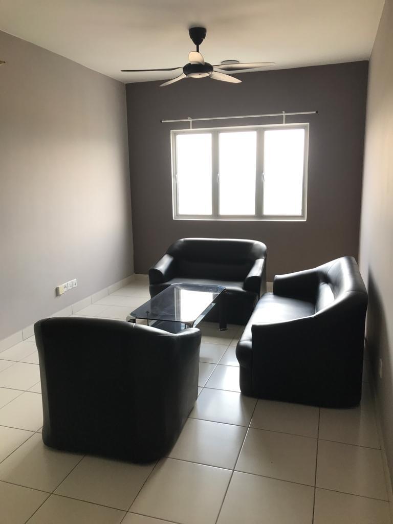 Rent Karisma Rm1400 - photo 6