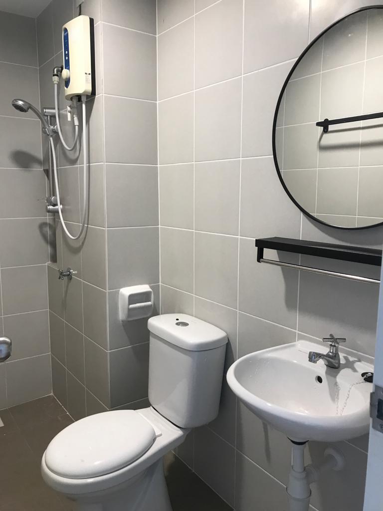 Rent Karisma Rm1100 - photo 5