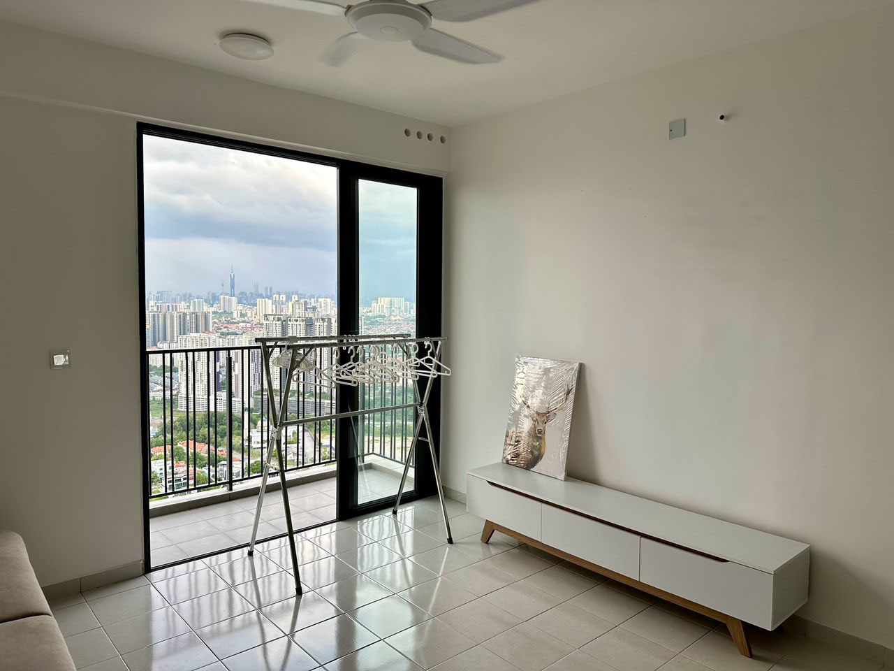 Rent Aman jalil Rm2000 - photo 4