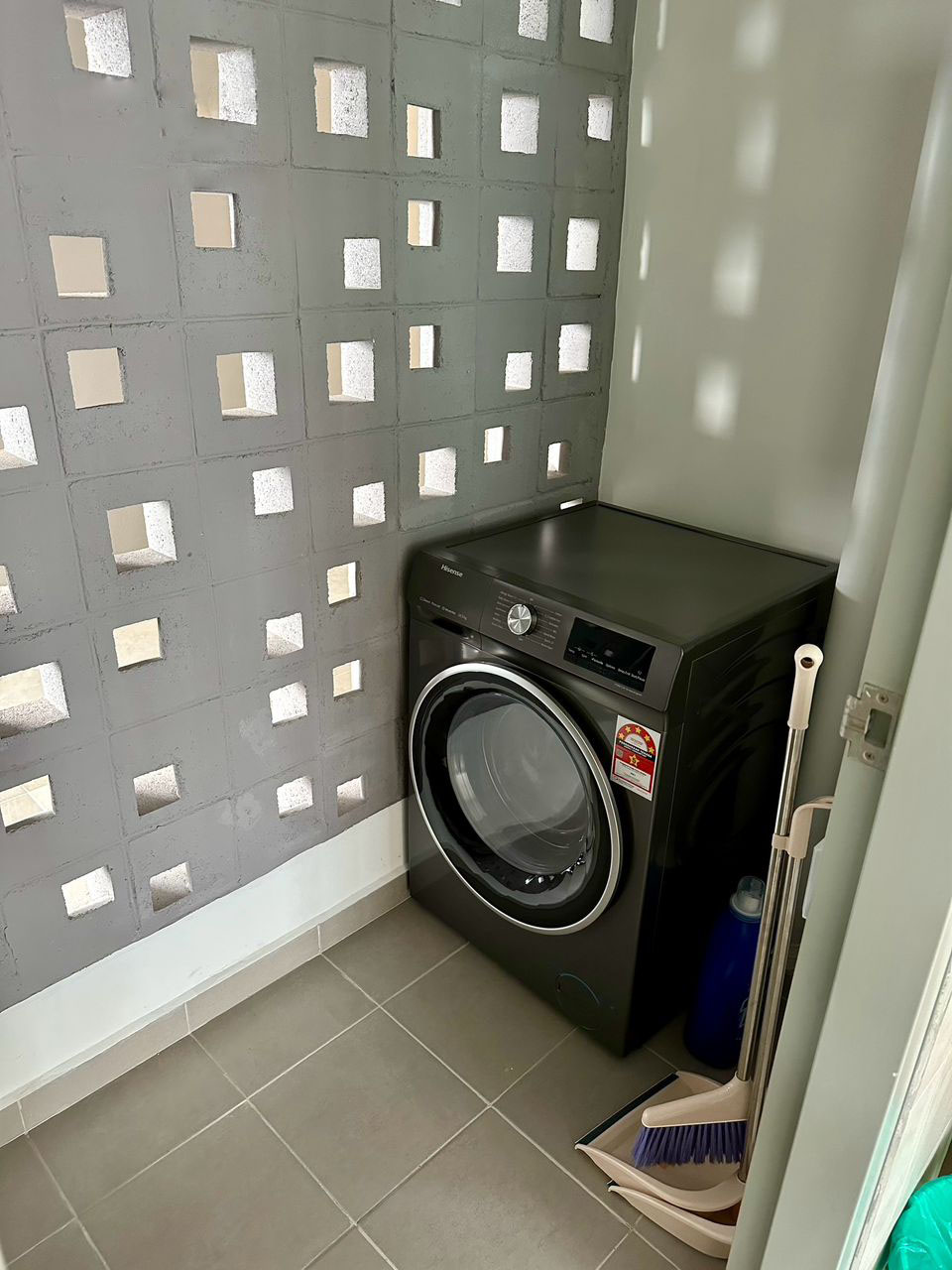 Rent Aman jalil Rm2000 - photo 7