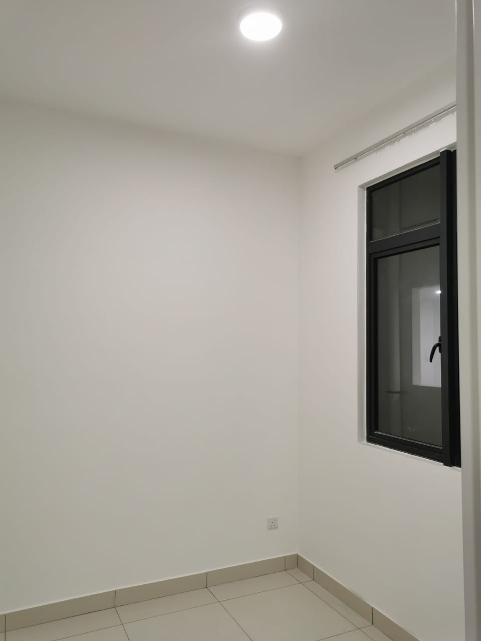 xxx Rent Far East Rm2000 - photo 6