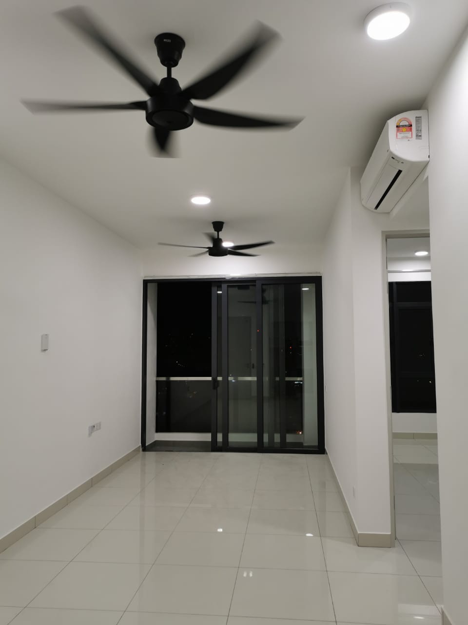 xxx Rent Far East Rm2000 - photo 7