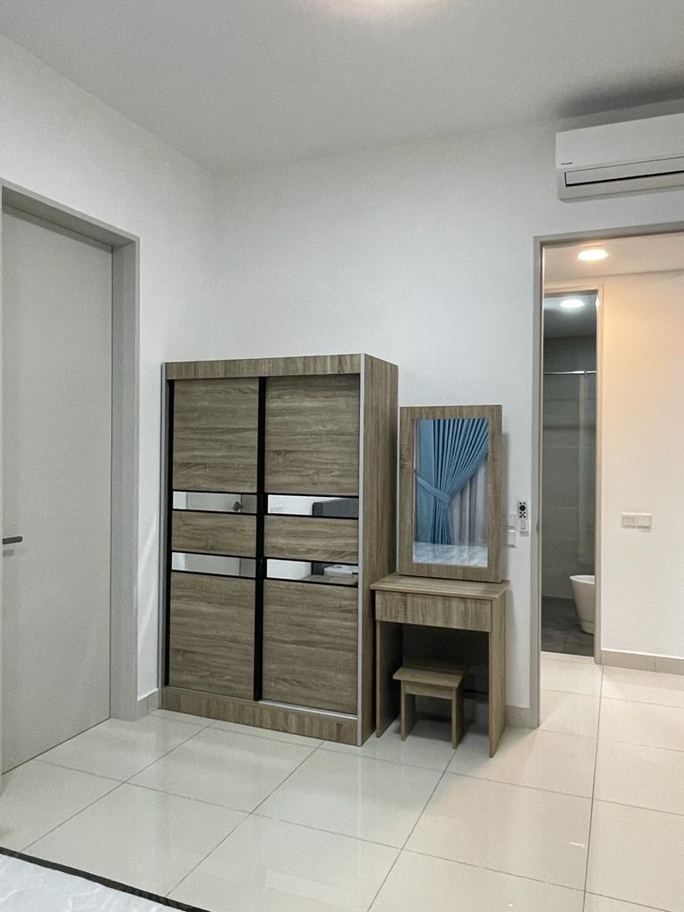 Rent Far East Rm2350 - photo 8