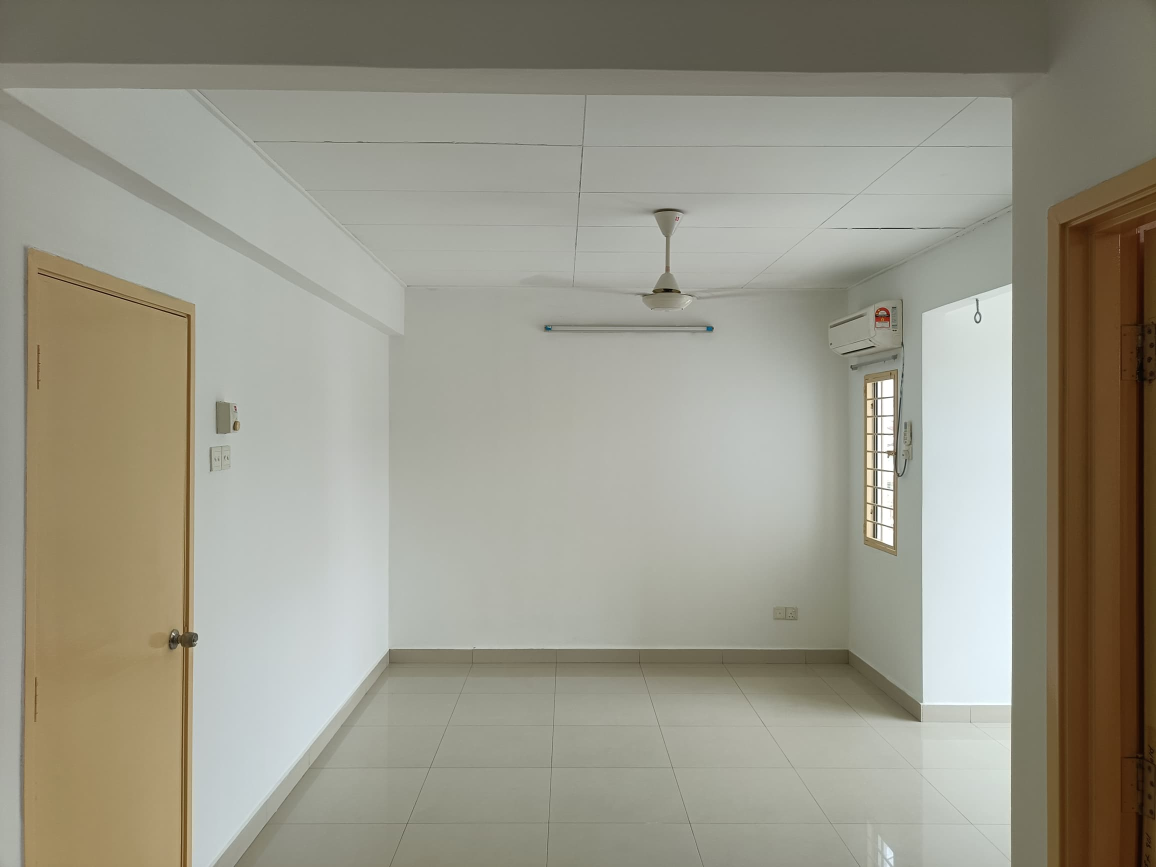 Taman Puchong Utama Landed XX Market 750k - photo 4