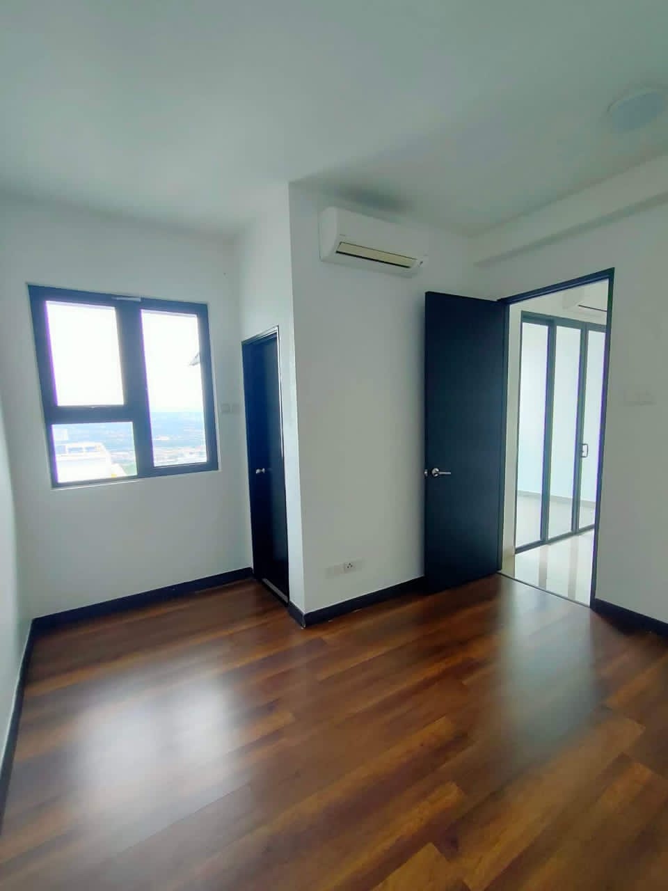 Symphony Tower Rm360000 - photo 5