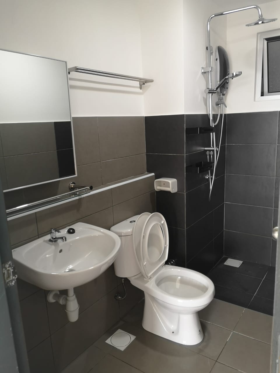 Lanai Rm1900 FF - photo 5