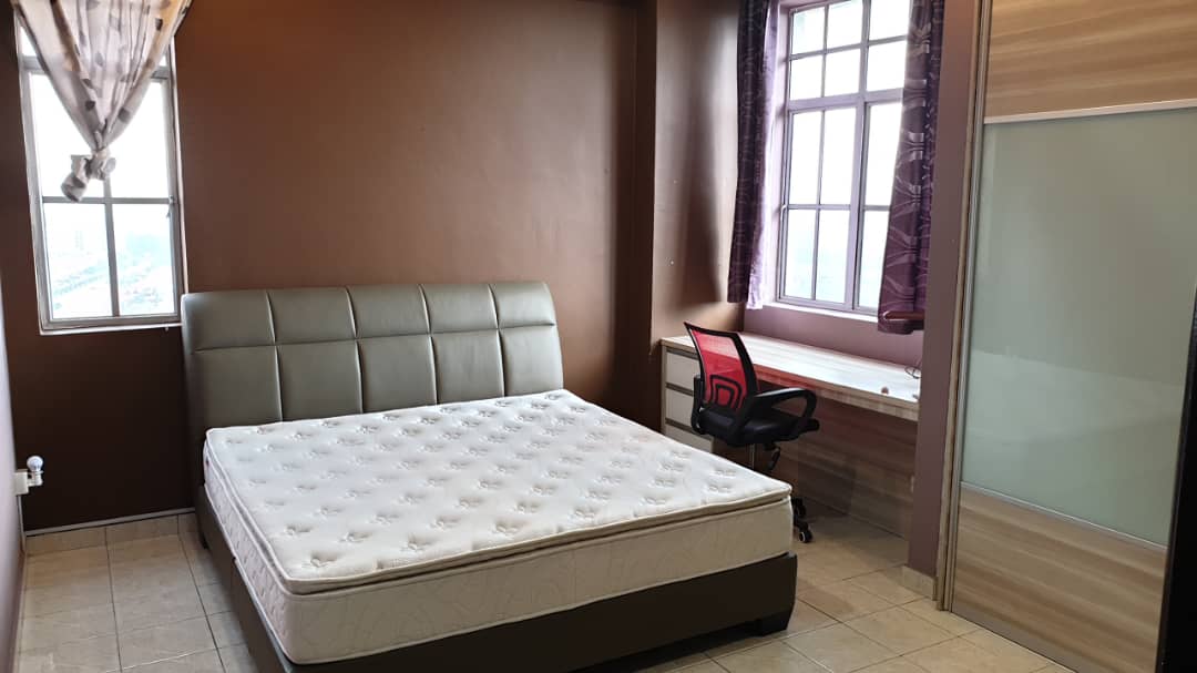 Greenview Residences Rm450k FF 3plus1r2b1p - photo 4