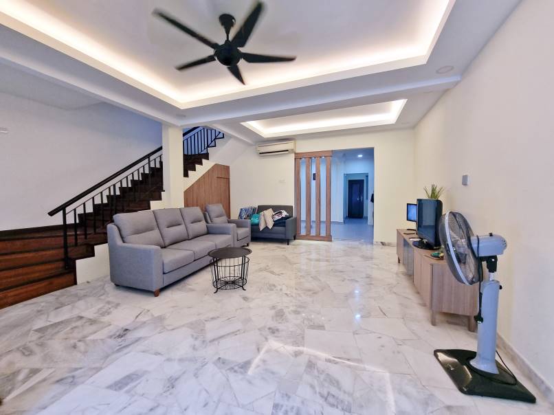 2 Sty Tmn Tadisma Seksyen 13 Shah Alam by Allen