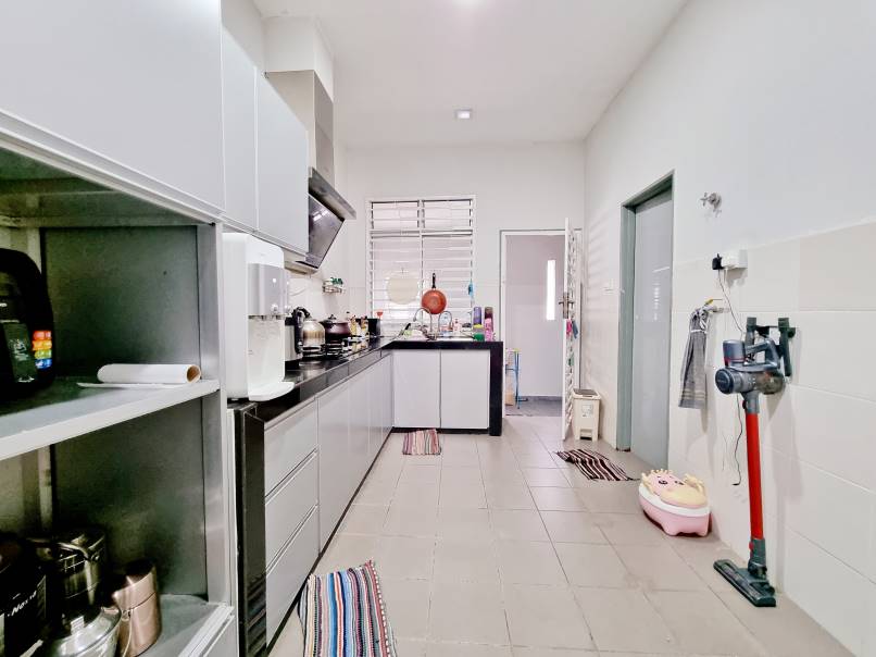 2 Sty Tmn Alam Indah Shah Alam by Allen - photo 3