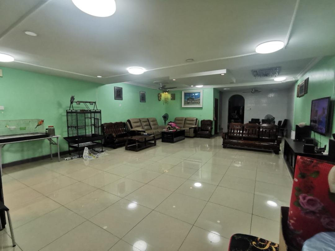 2 Sty House Sek 7 Jalan Kristal Shah Alam by Emily