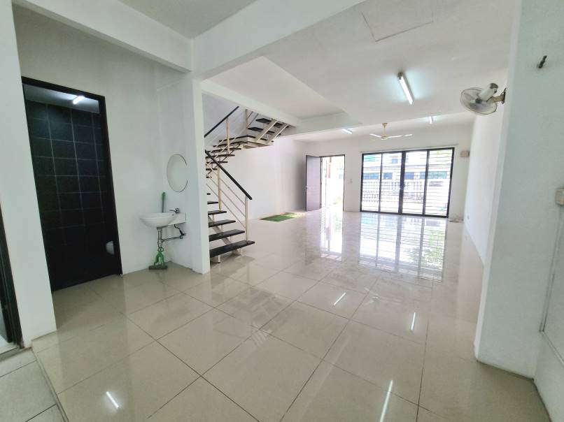 2 Sty Legian Ken Rimba Sek 16 Shah Alam by Allen - photo 4