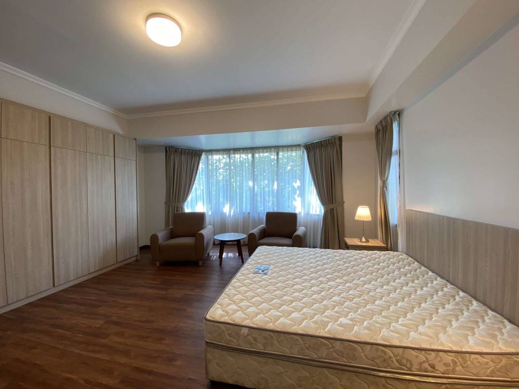 Full Furnish 2427sf Saujana Villa Condo by Emily - photo 7