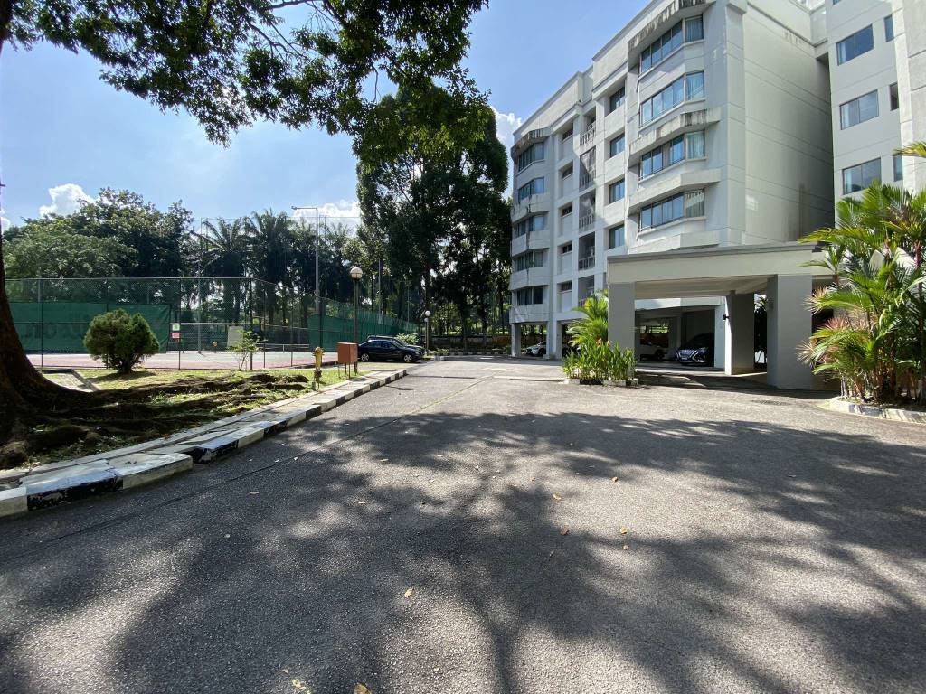 Full Furnish 1313sf Saujana Villa Condo by Emily - photo 8