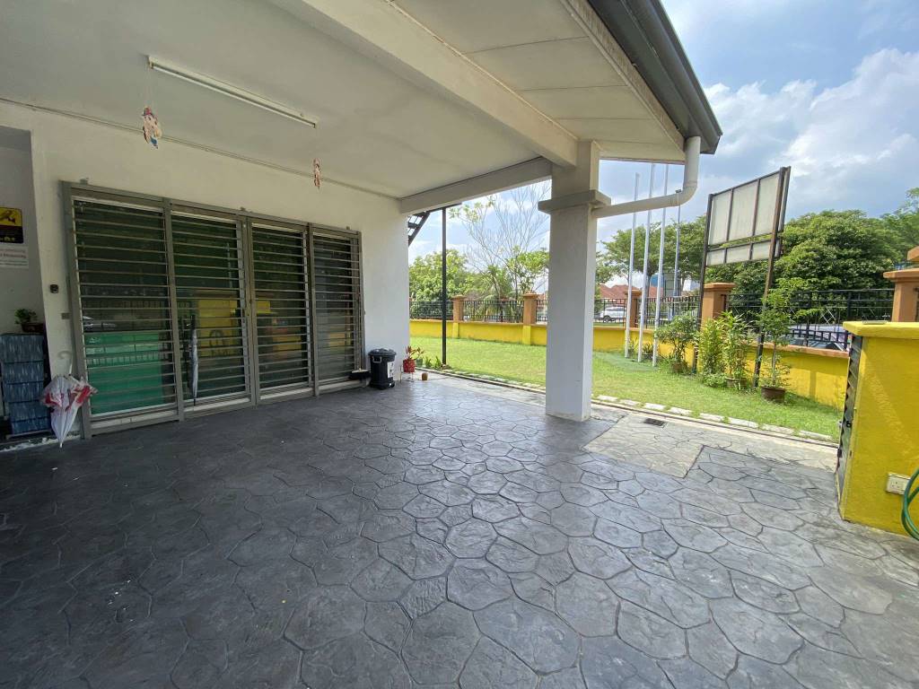 Corner House Ayu Prima Setia Alam by Emily - photo 3