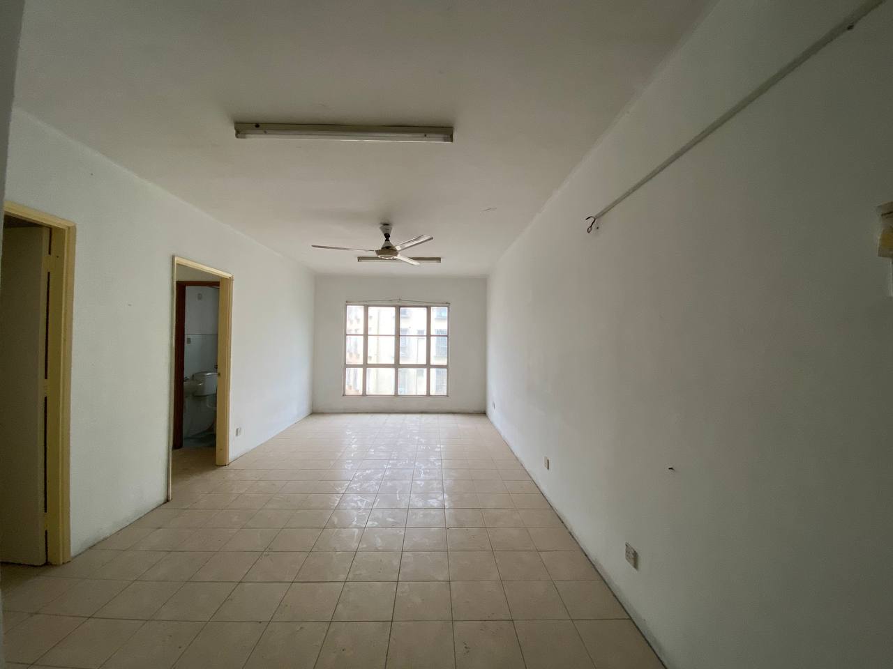 Move In Pusat Komersial Apt by Emily