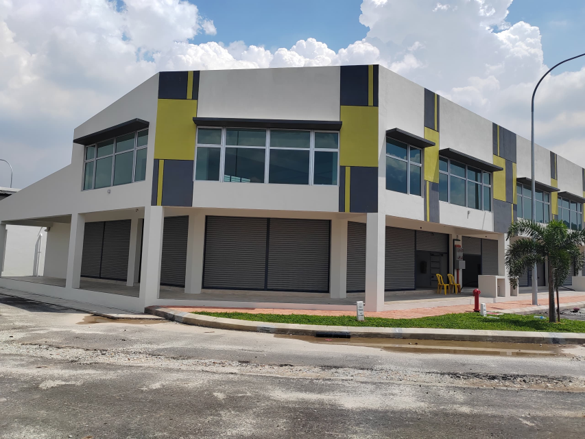 Brand New 1 Sty Shop Hillpark Aspirasi by Emily