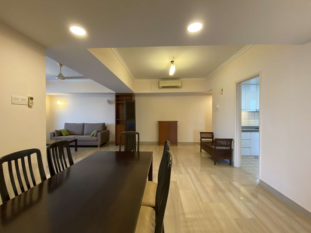 Full Furnish 1313sf Saujana Villa Condo by Emily - photo 3