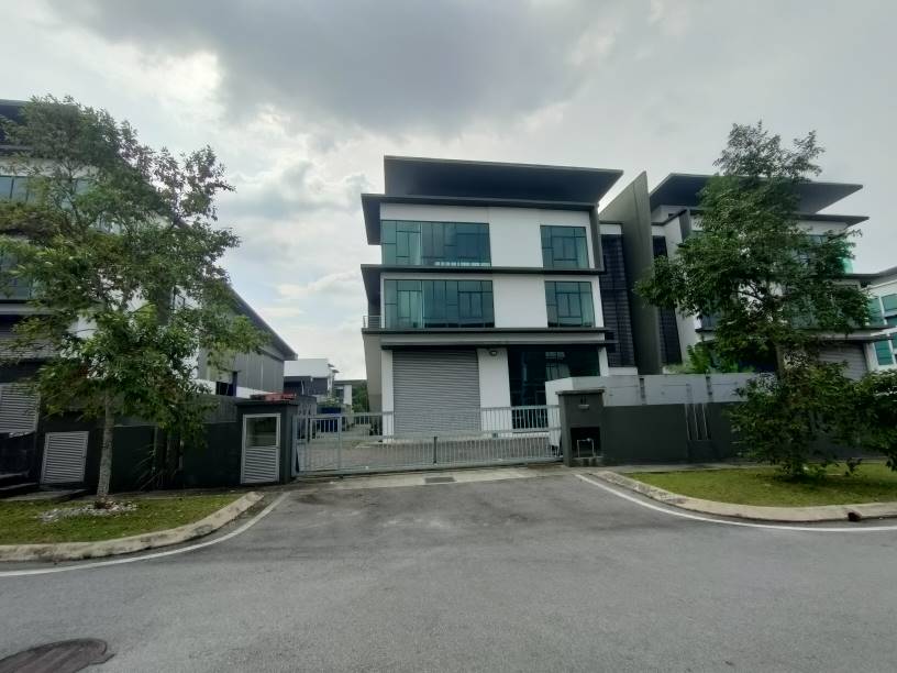 Corner Factory Nouvelle Industrial Park by Benson - photo 3