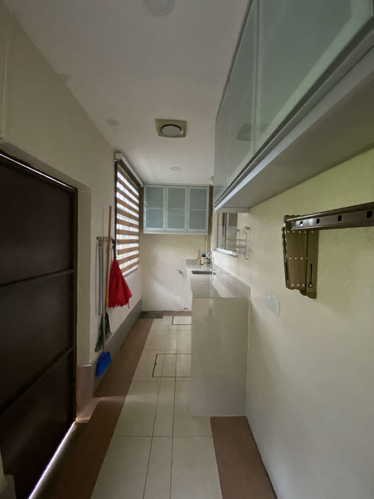 Jln Ubin House Bkt Jelutong by Emily - photo 11