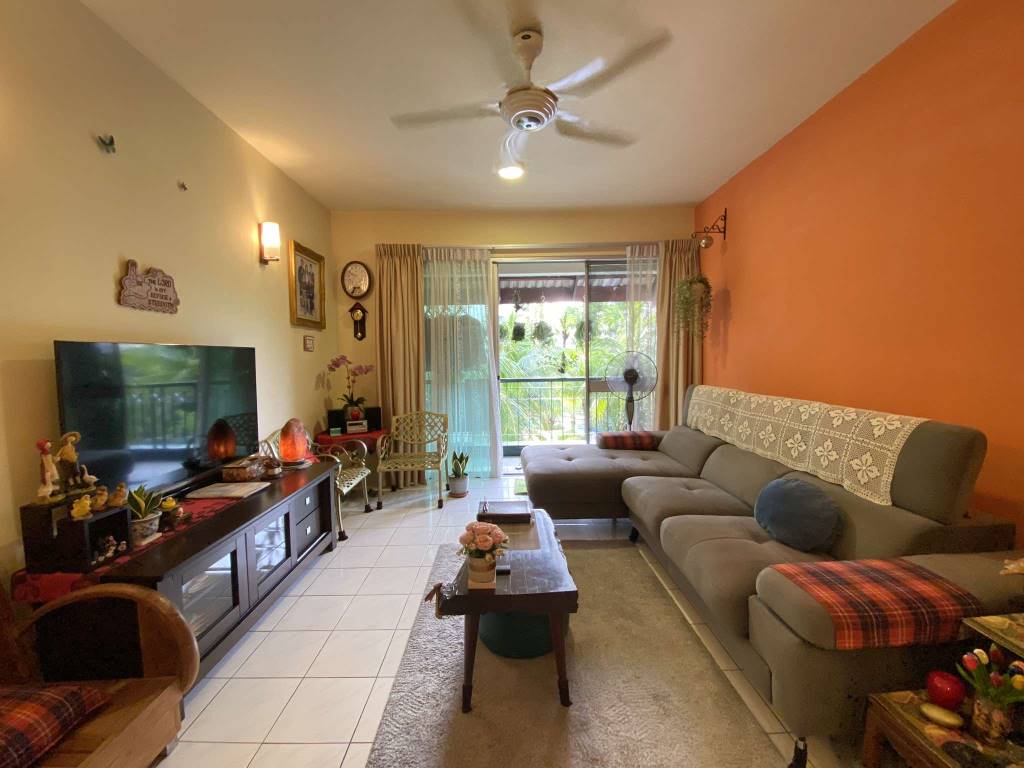 Riana Green Condo Tropicana by Emily - photo 2