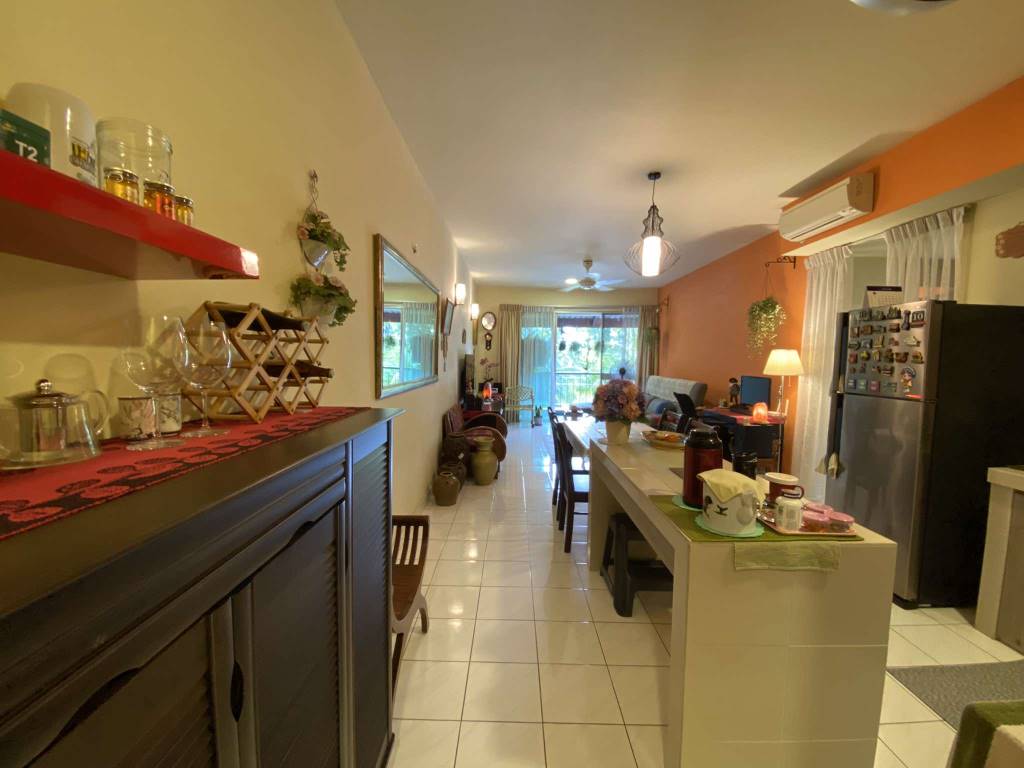 Riana Green Condo Tropicana by Emily - photo 4
