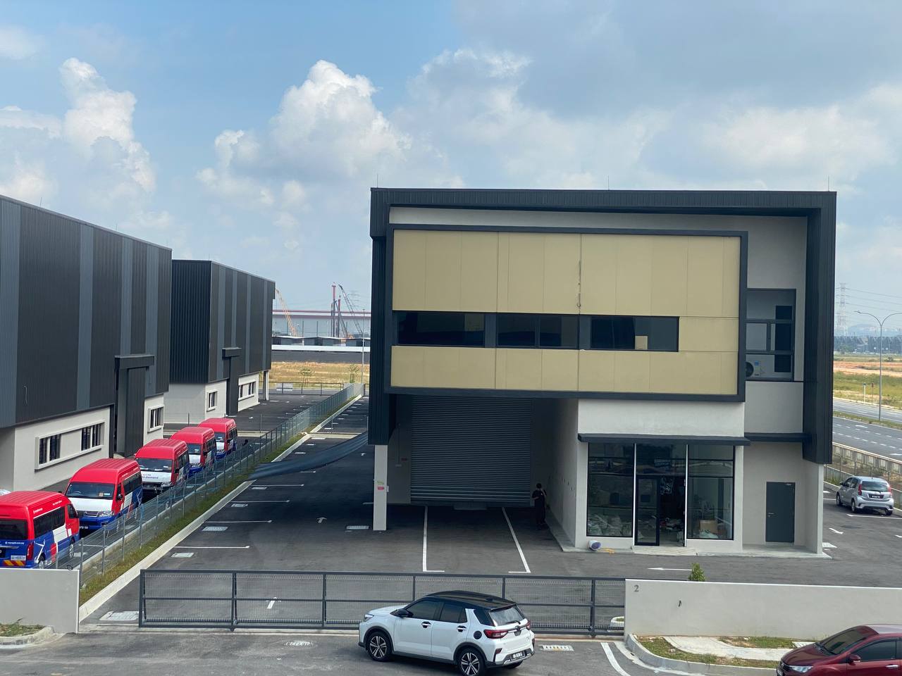 6P2504 3600 Detached Factory i8 Bkt Raja by Emily - photo 3