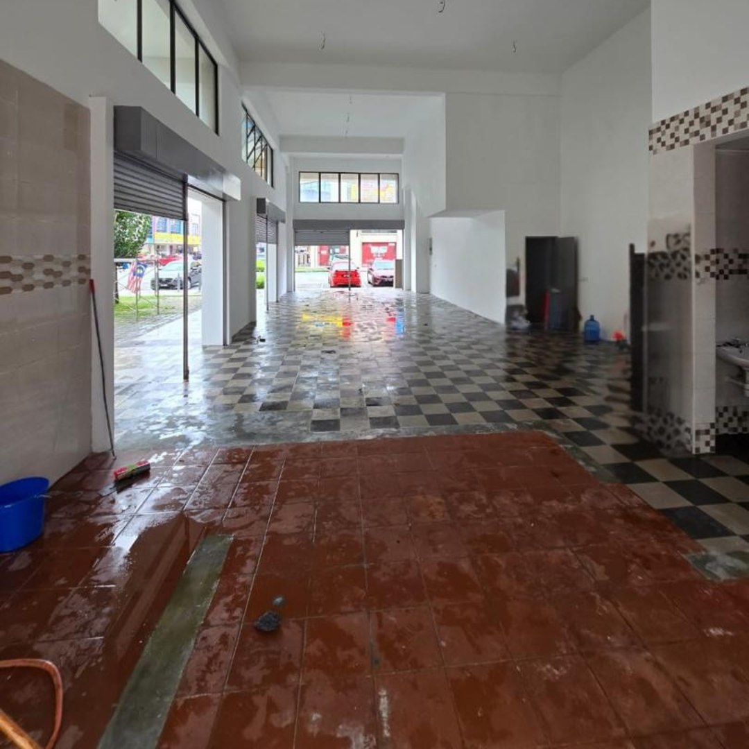 Tropicana Aman Telok Panglima Shop Shah Alam by JP - photo 3