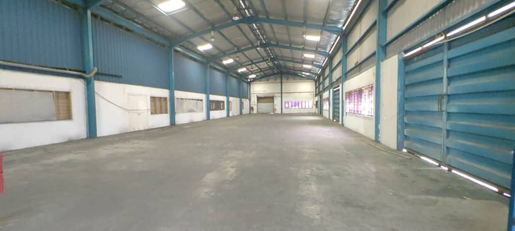 6P2504 3620 Detached Factory Sek 23 by Emily