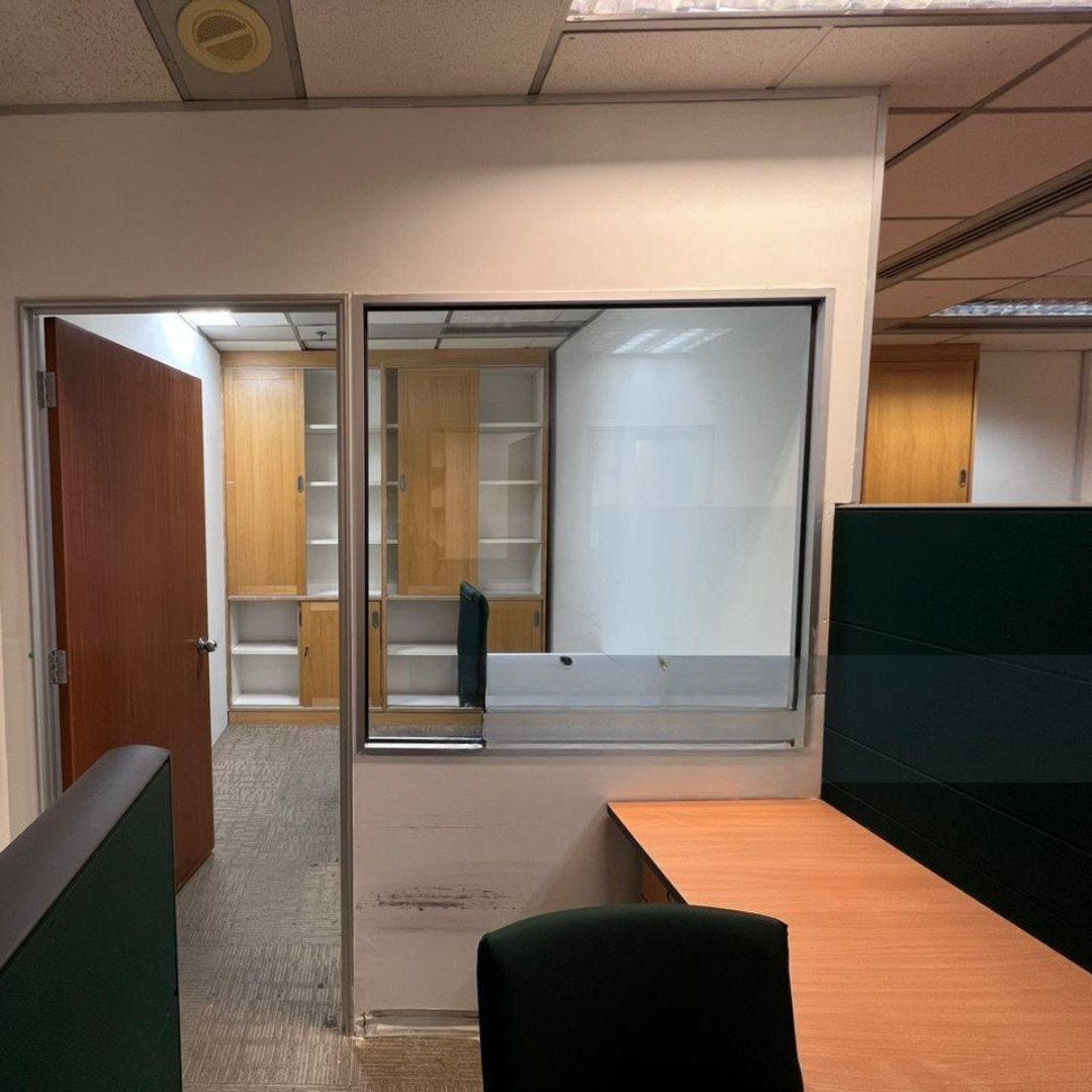 KLCC Fully Fitted Office Menara Keck Seng by JP - photo 3