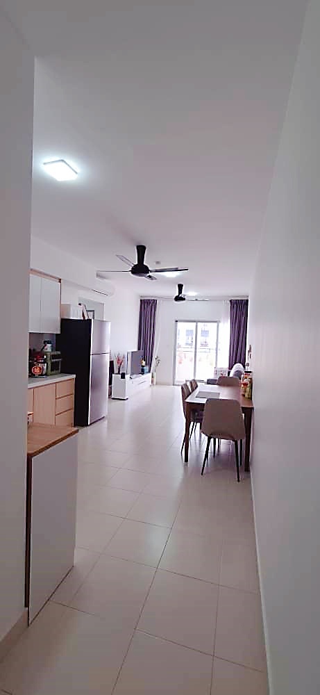 6032 Tropicana Aman 1 Condo Kota Kemuning by Jose