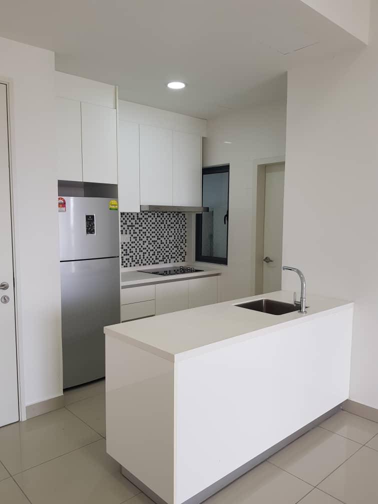 Utropolis Suites 1 Glenmarie Shah Alam by Jr - photo 2