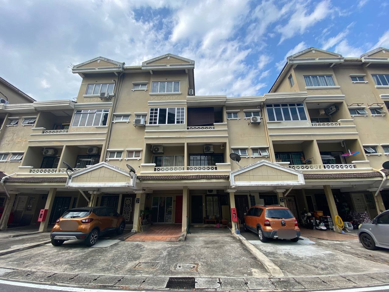 6054 Sri Mahligai Shah Alam WTS by Jo - photo 1